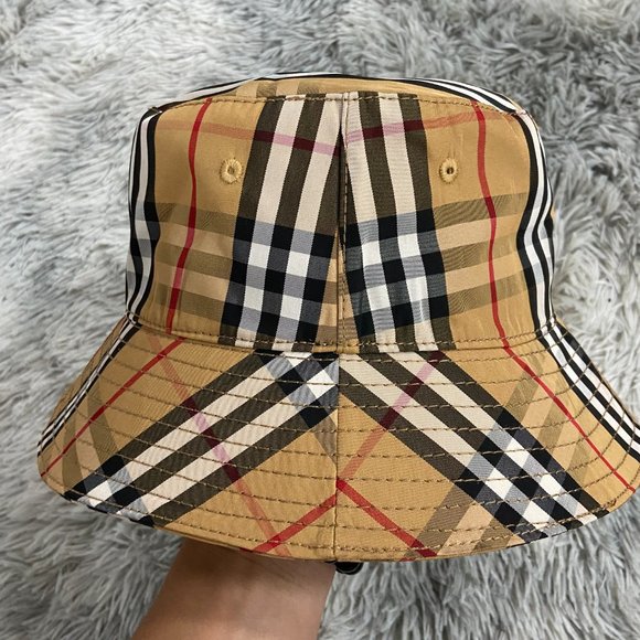Burberry Hat - Picture 2 of 4